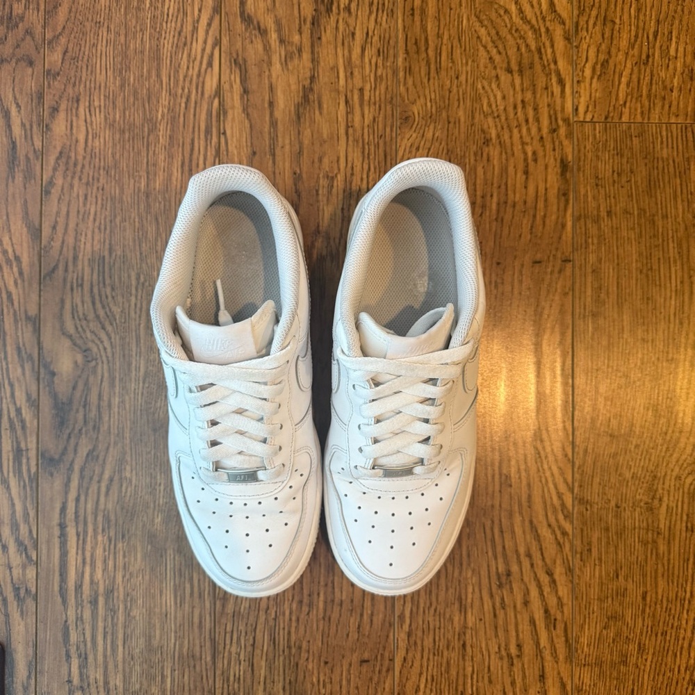 Women’s Nike Air Force 1’s - Picture 3 of 7